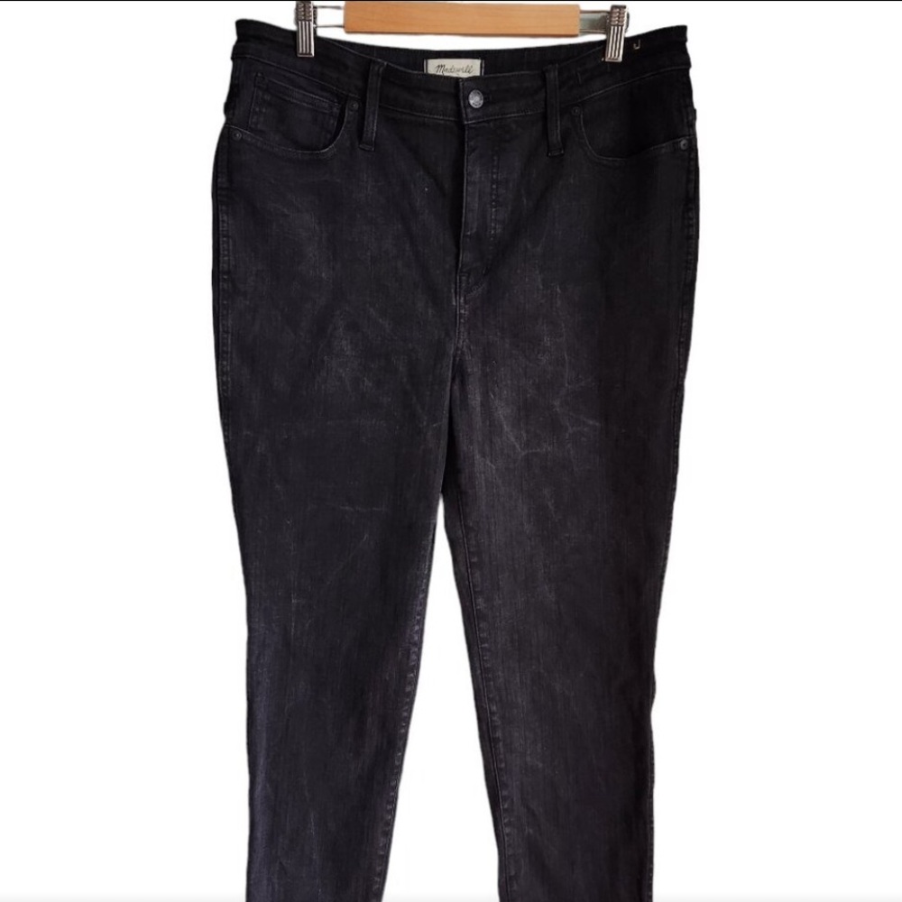 Madewell Washed Black Curvy Stovepipe Jeans